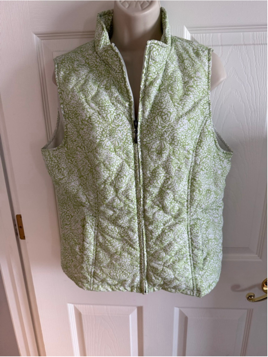 Christopher & Banks Jackets & Blazers - Christopher & Banks quilted vest green and white floral size Medium